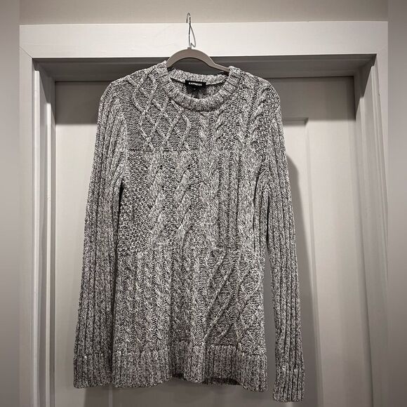 Express Gray Cable Knit Holiday Party Festive Mini Sweater Dress Size Medium - Picture 15 of 16